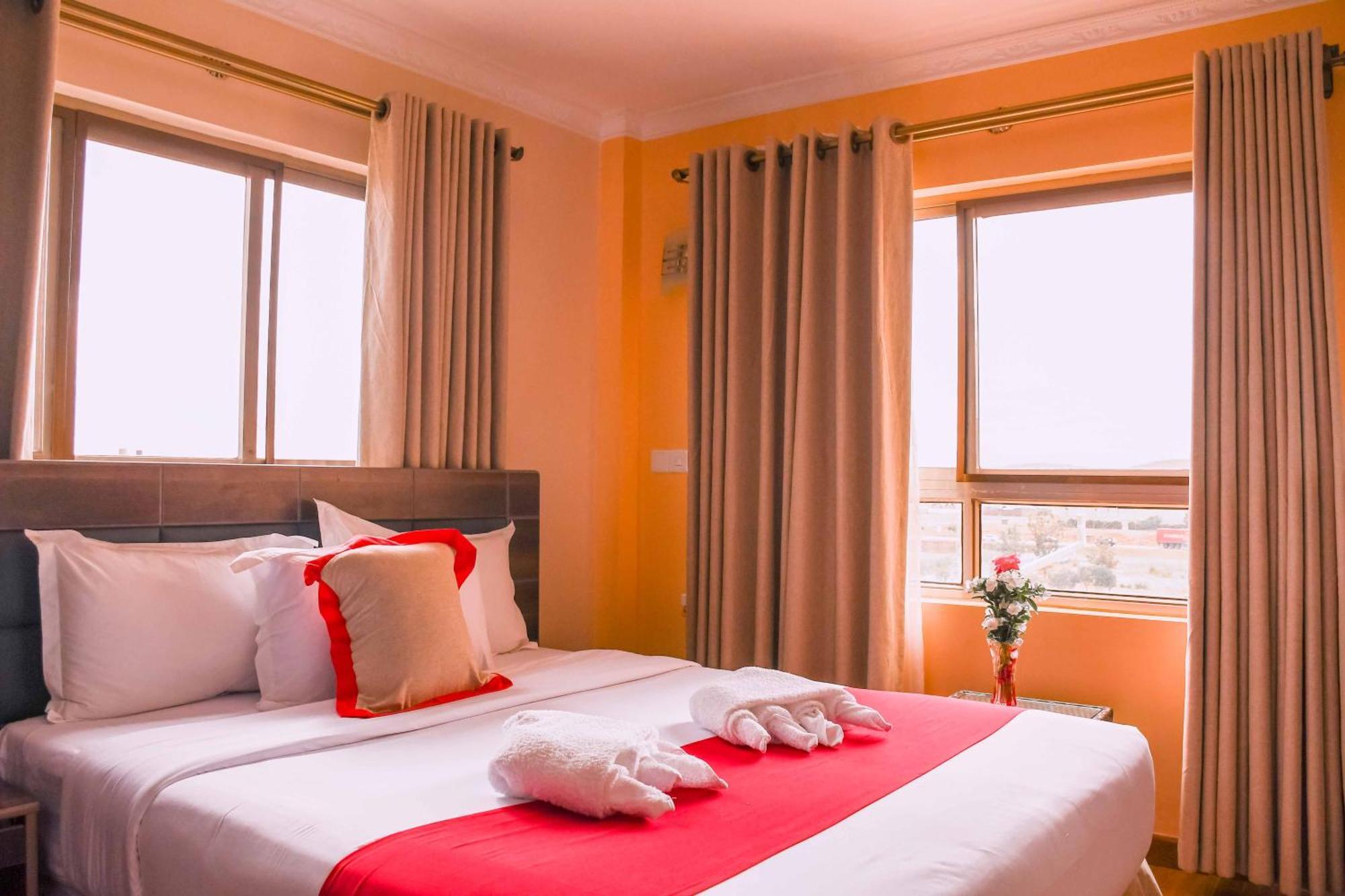 Buraha Zenoni Hotel And Resort Nakuru Exteriér fotografie