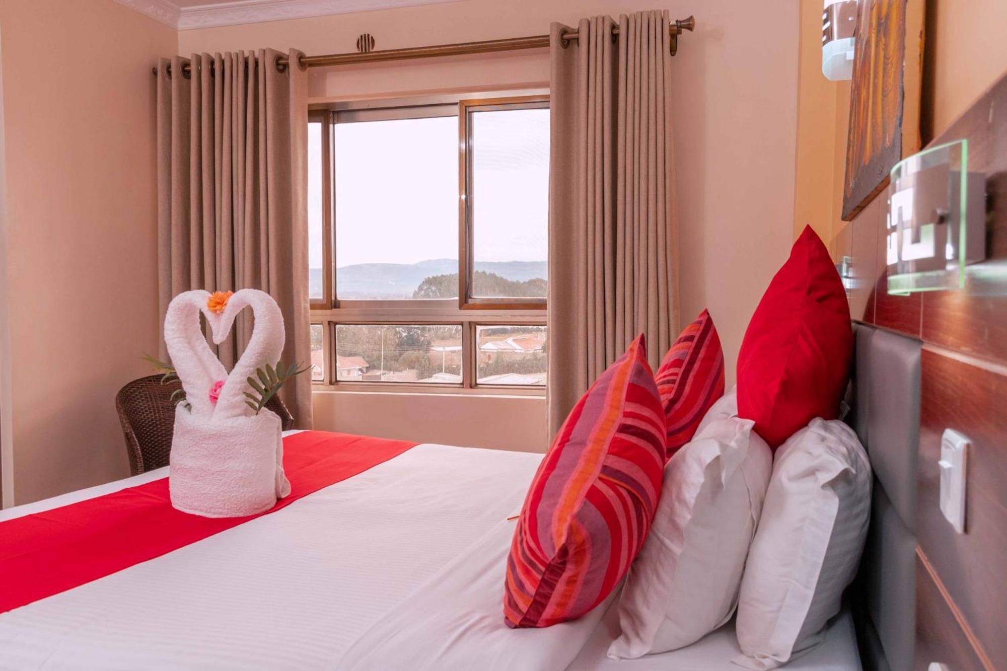 Buraha Zenoni Hotel And Resort Nakuru Exteriér fotografie