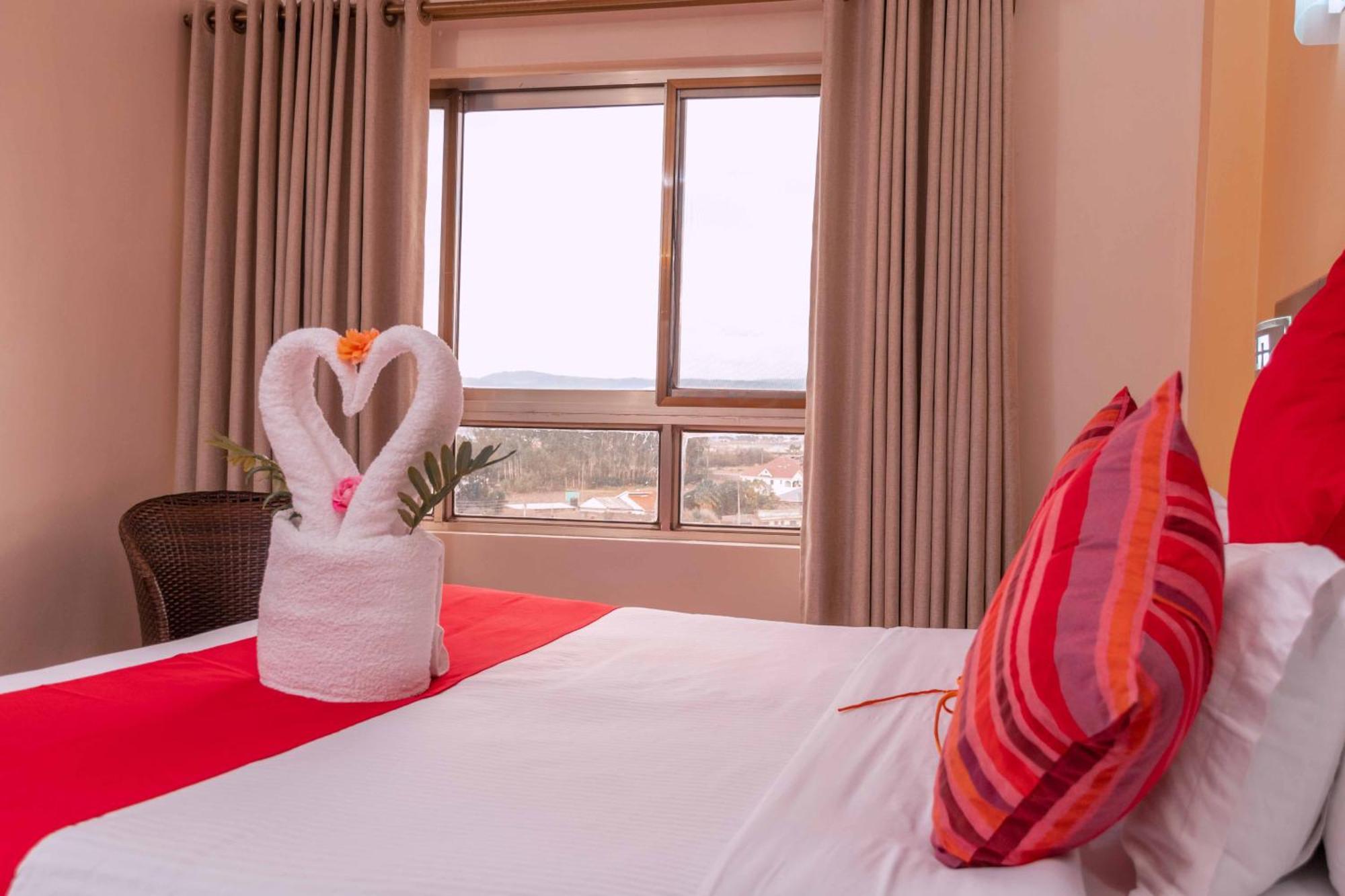 Buraha Zenoni Hotel And Resort Nakuru Exteriér fotografie