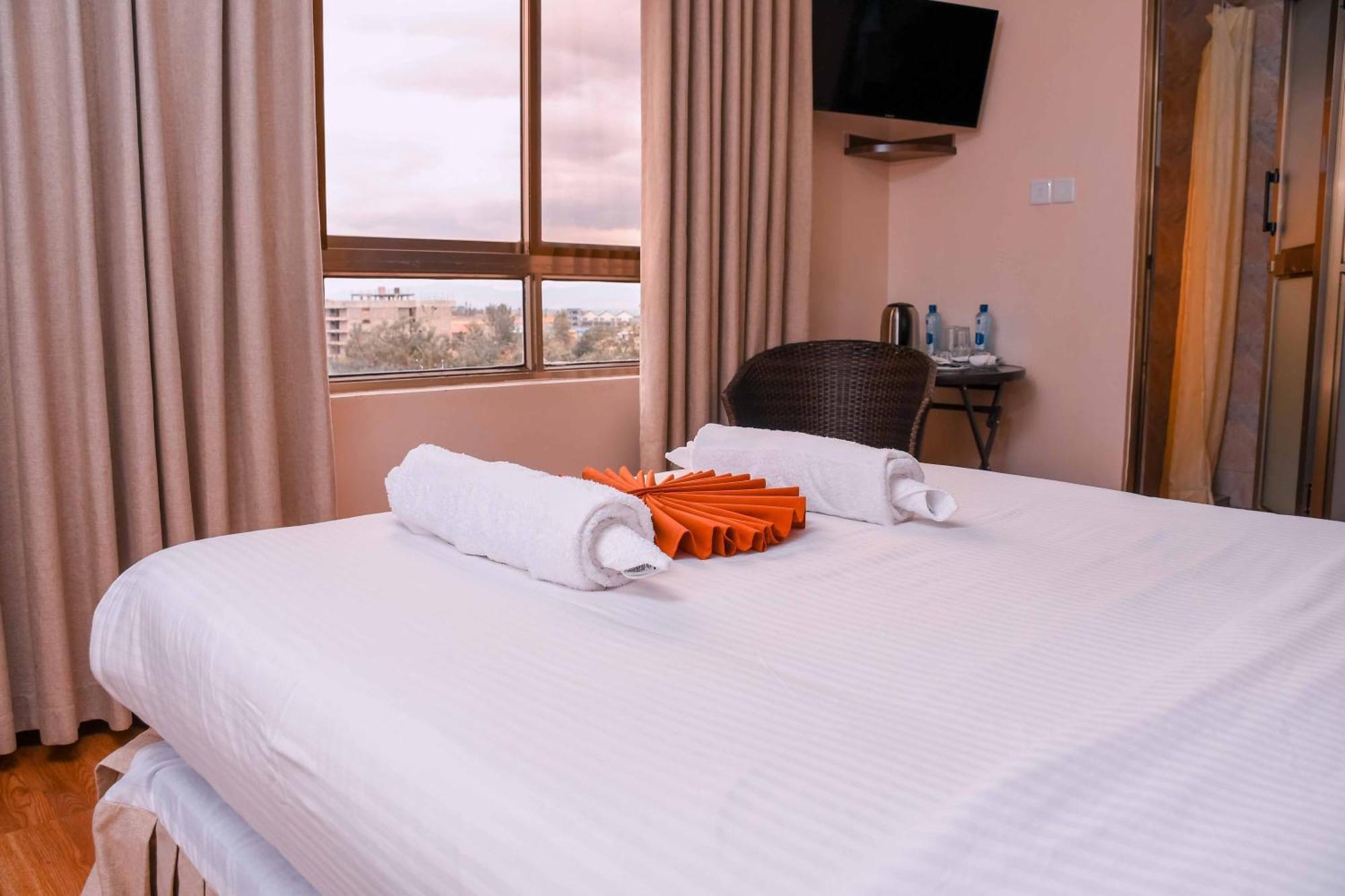 Buraha Zenoni Hotel And Resort Nakuru Exteriér fotografie